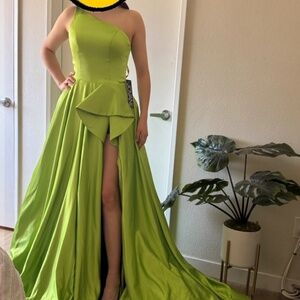 New Jovani Evening dress